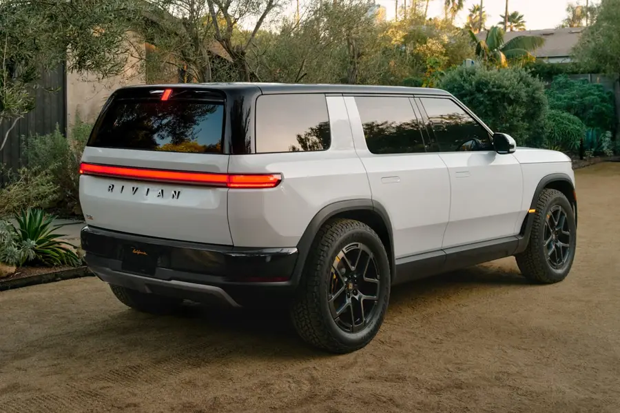 Resultados de Rivian en el tercer trimestre de 2026: los ingresos suben un 38% y el R2 ya es su modelo más vendido
