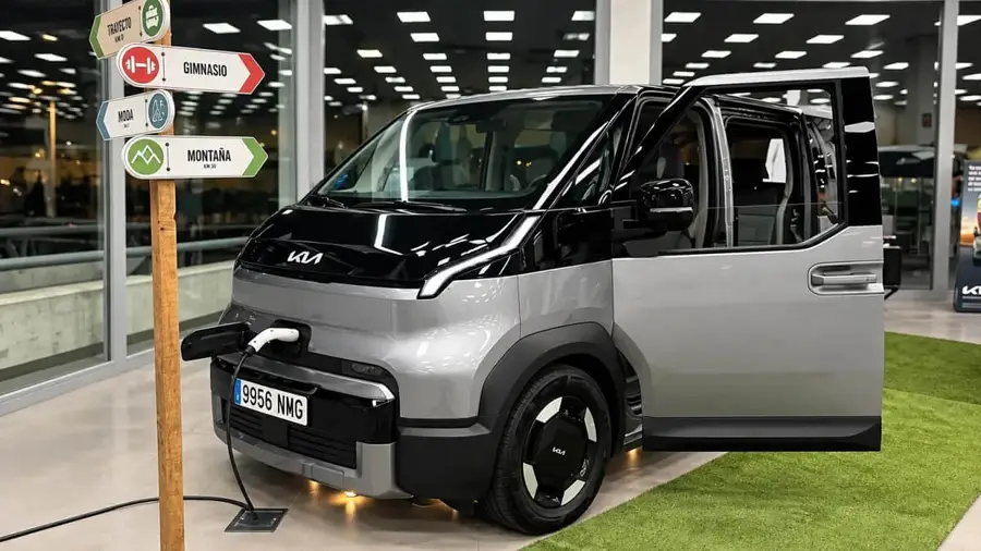Kia PV5: conocemos en Zaragoza toda la gama, incluida camper