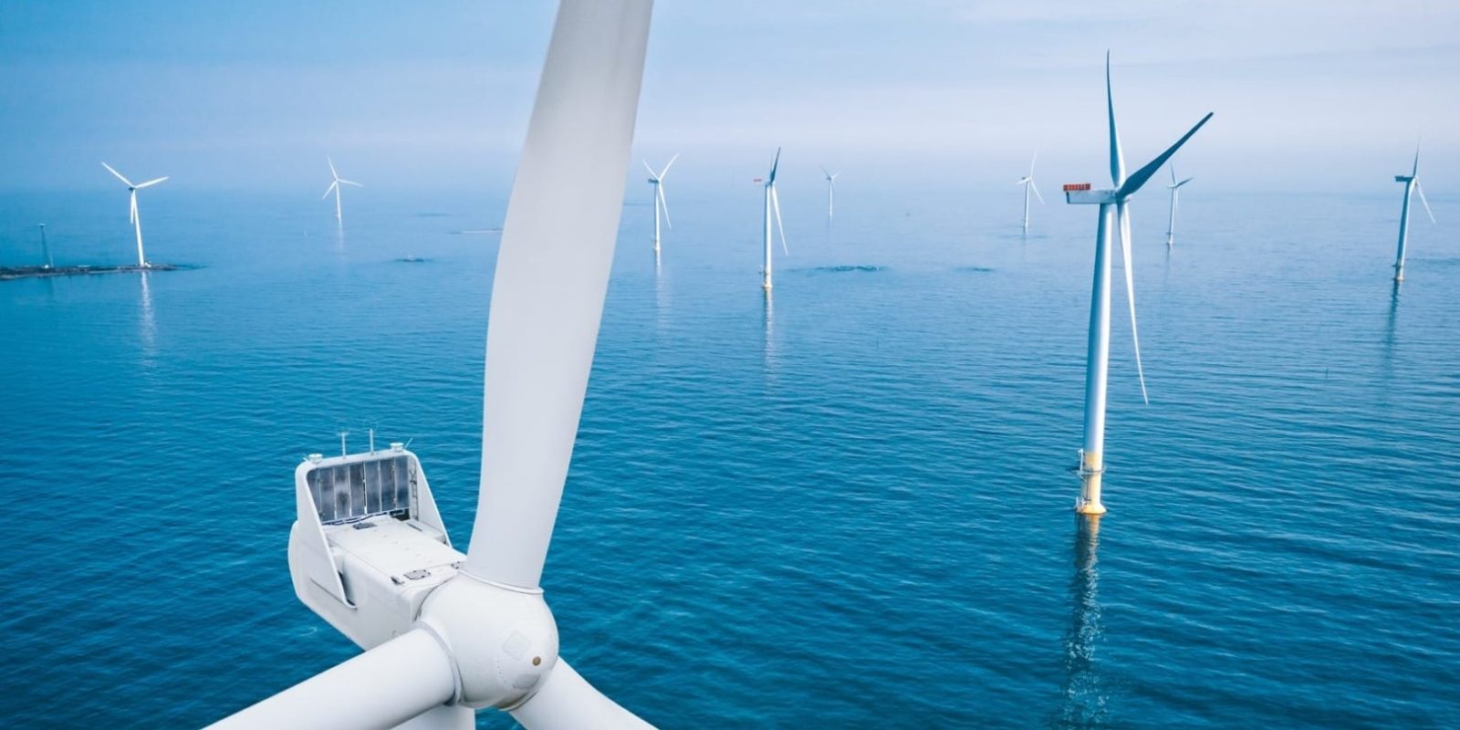 EIA: New solar, wind + storage capacity will swamp fossil fuels in 2026