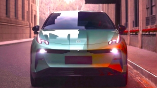 Hasta 655 km de autonomía y ya tiene precio: llega a España una nueva marca premium dispuesta a arrasar