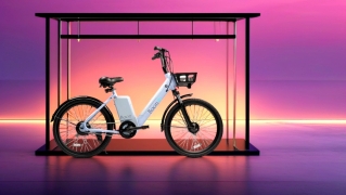 Nuevos sistemas para bicicletas eléctricas: ¿recargar la batería mientras pedaleamos o que el hidrógeno lo haga por nosotros?